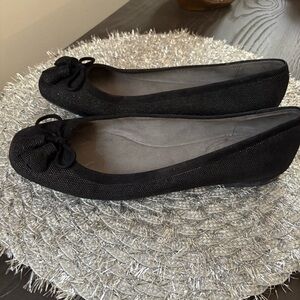 Stuart Weitzman Black Tulipbow Flats
